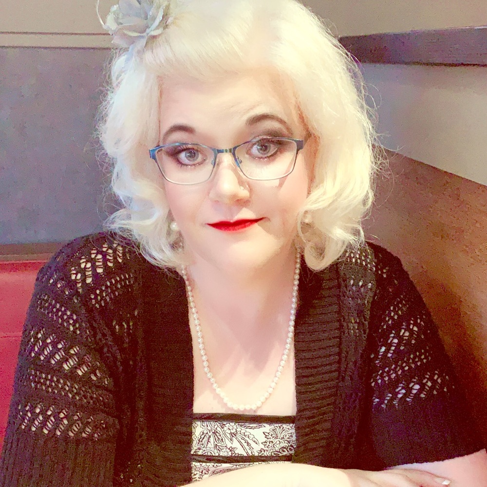 Meet your Posher, Amanda